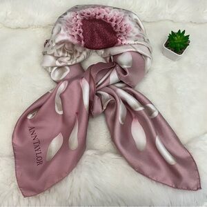 Women's Ann Taylor 100% Silk Scarf Size34x34 Pink, Purple &Cream Floral